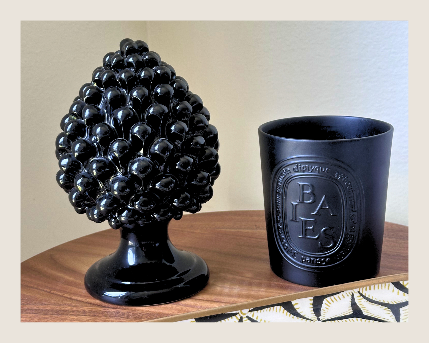 Sicilian Ceramic Pine — Black (7.9 in)