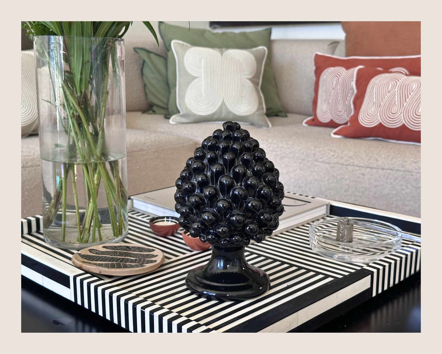 Sicilian Ceramic Pine — Black (7.9 in)