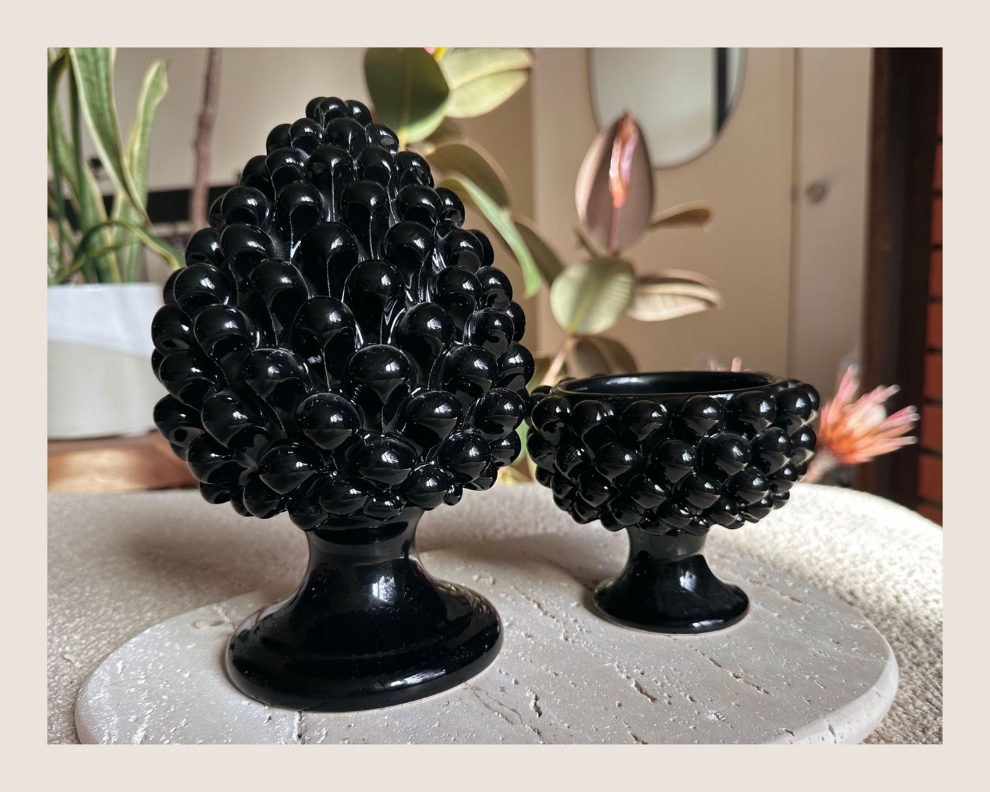 Sicilian Ceramic Pine — Black (7.9 in)